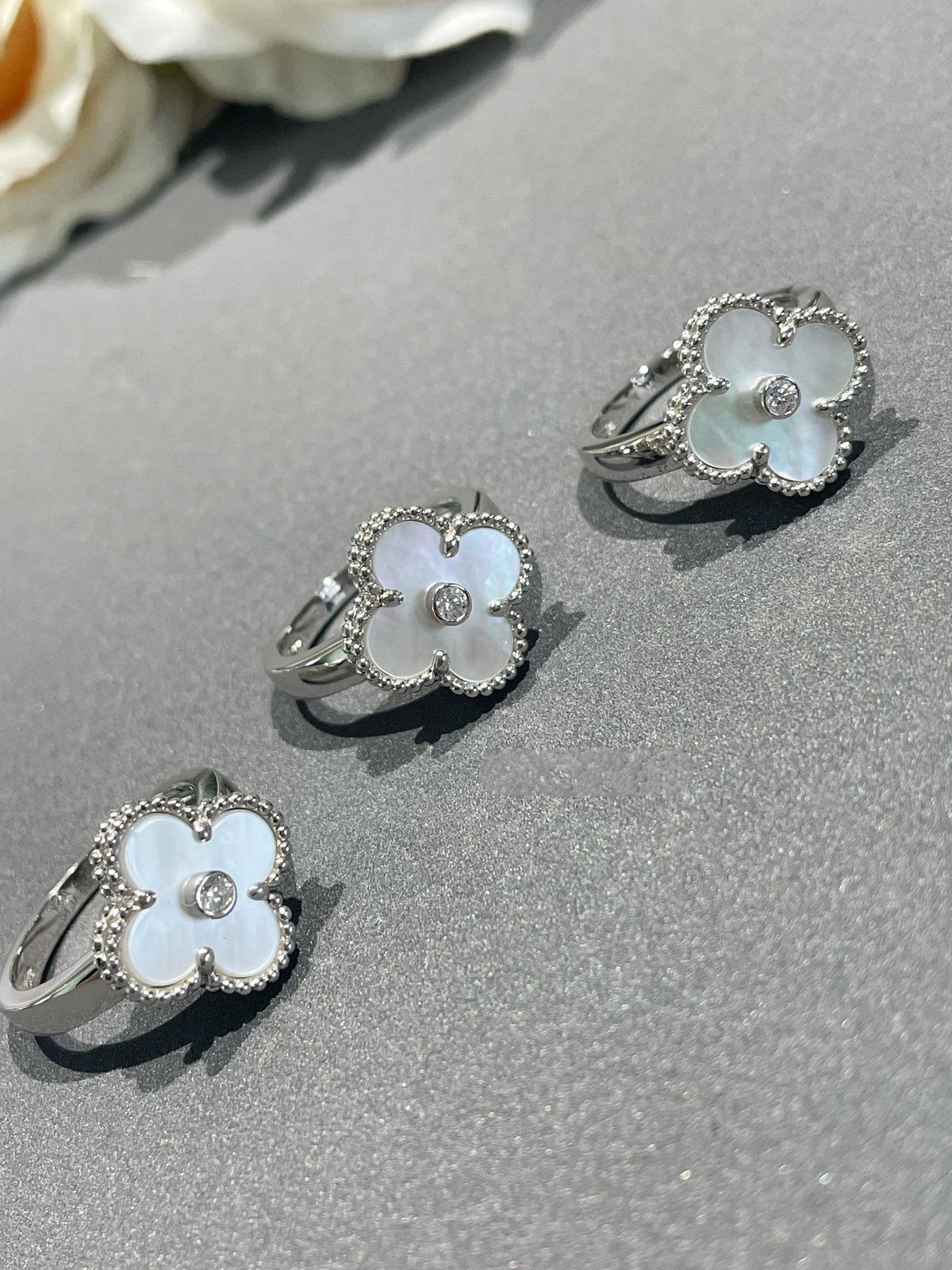 [OrnoraJewelry]CLOVER SILVER MOP DIAMOND RING