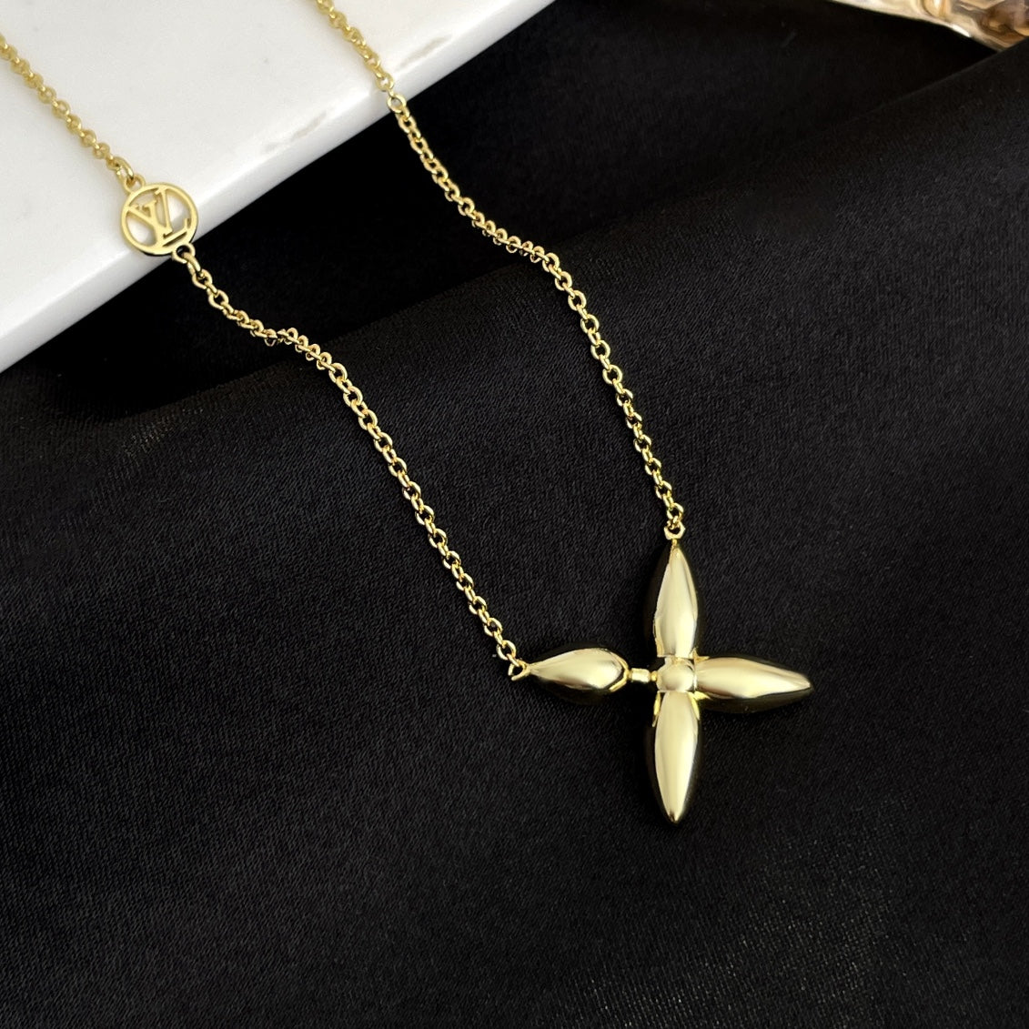 [OrnoraJewelry]LOUISETTE GOLD NECKLACE