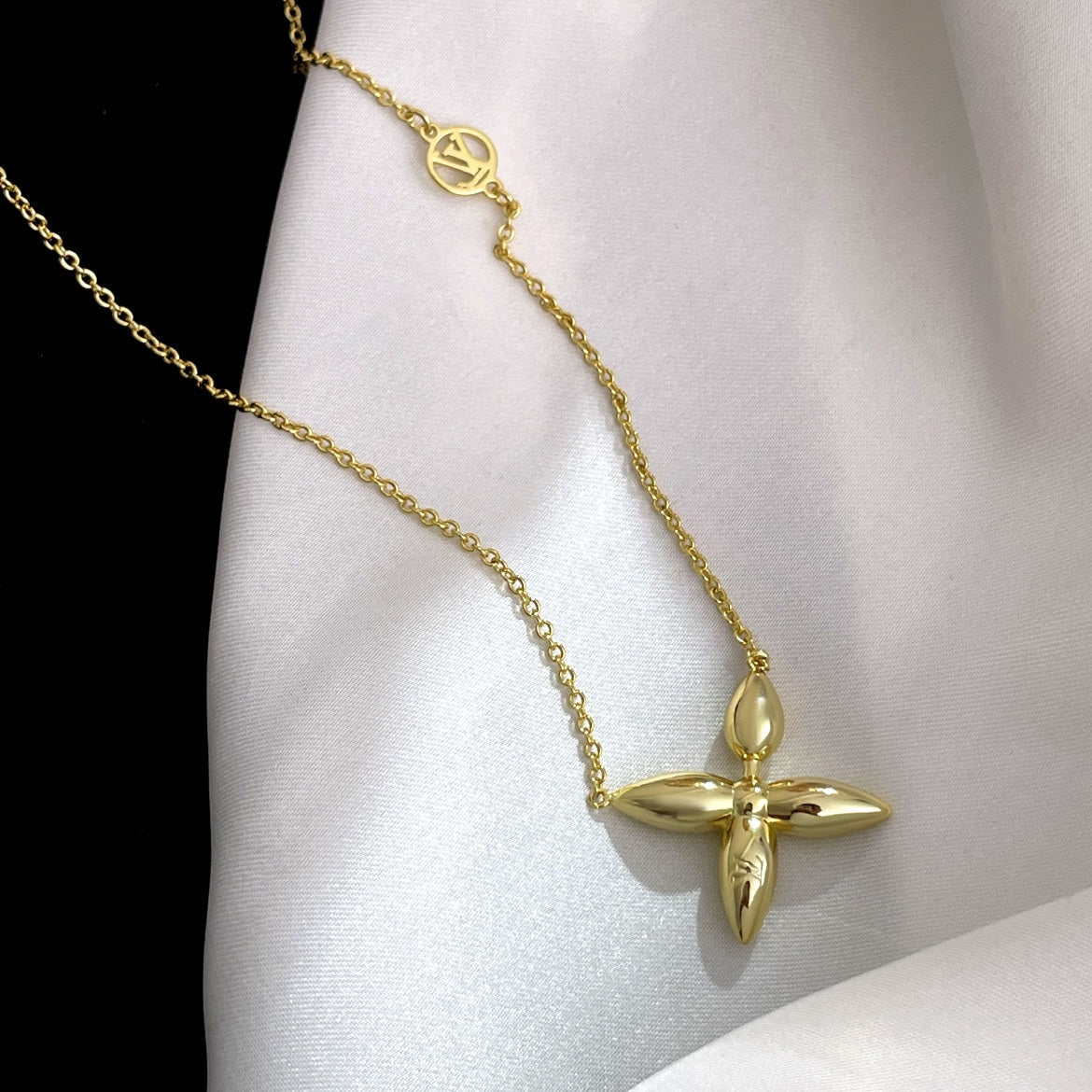 [OrnoraJewelry]LOUISETTE GOLD NECKLACE