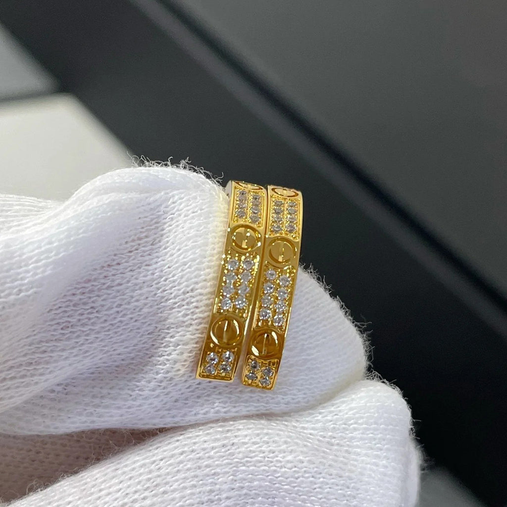 [OrnoraJewelry]LOVE EARRINGS 3.6MM DIAMOND PAVED