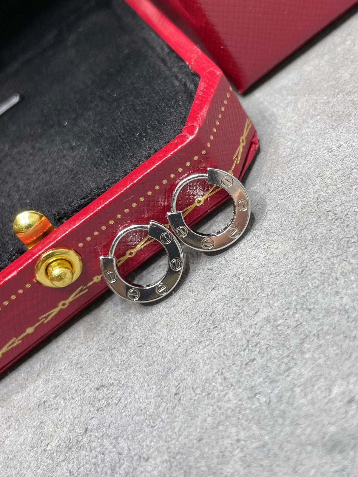 [OrnoraJewelry]LOVE MINI EARRINGS
