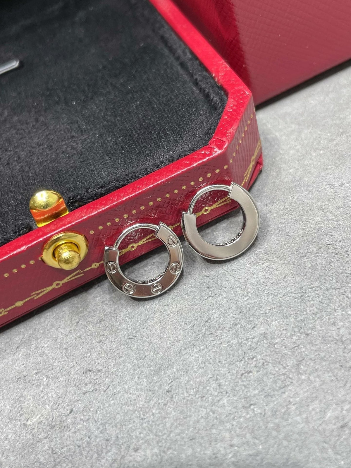 [OrnoraJewelry]LOVE MINI EARRINGS