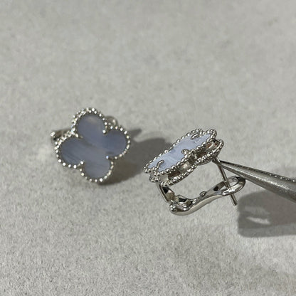 [OrnoraJewelry]CLOVER CHALCEDONY SILVER STUD EARRINGS