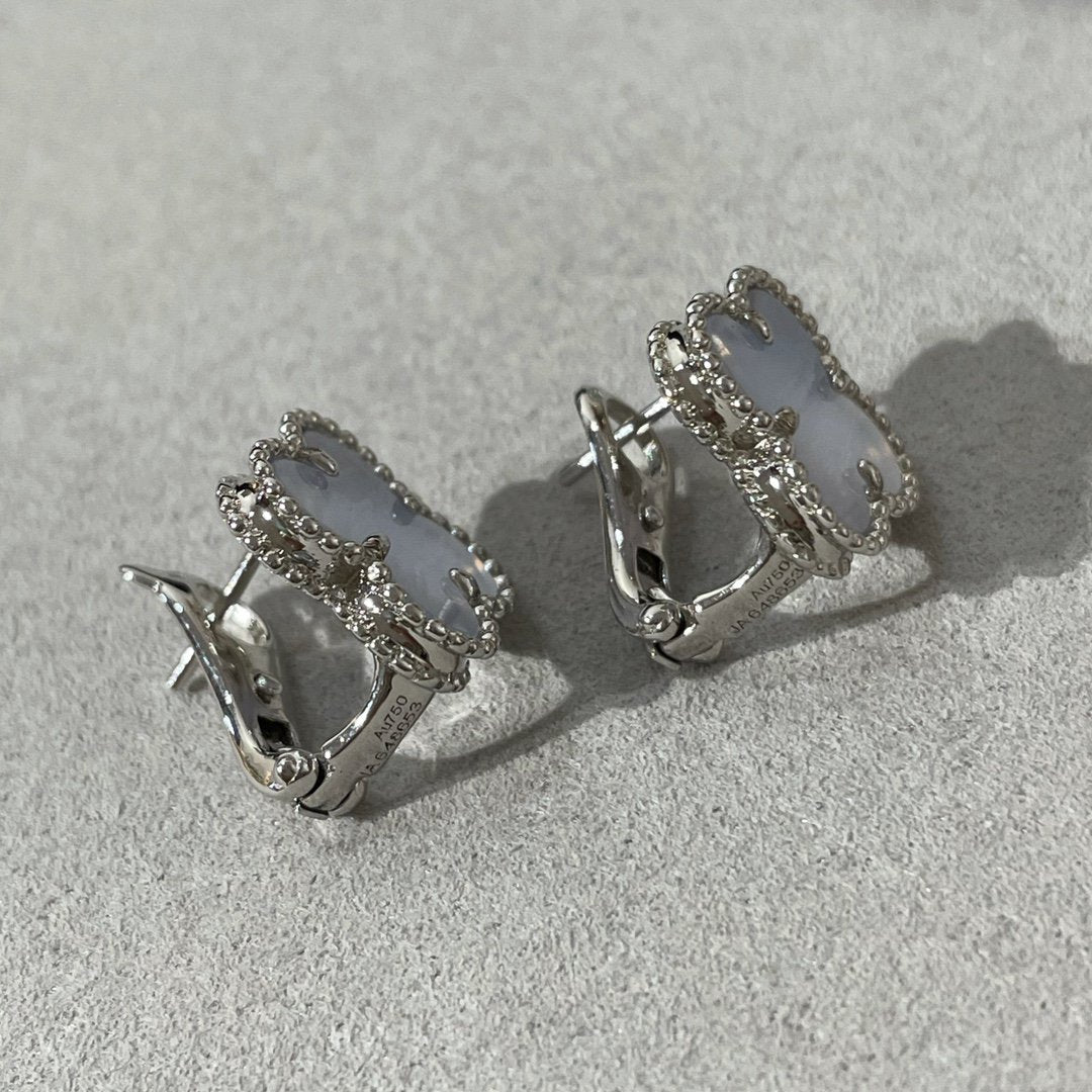 [OrnoraJewelry]CLOVER CHALCEDONY SILVER STUD EARRINGS