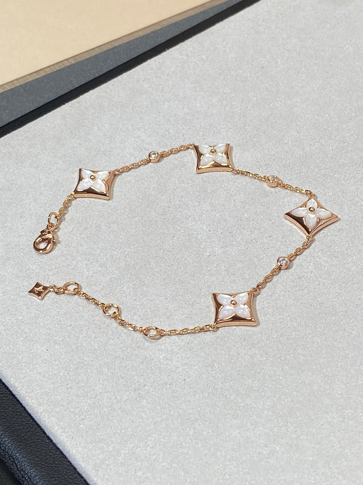 [OrnoraJewelry]Ornora4 MOTIF MOP DIAMOND PINK GOLD BRACELET