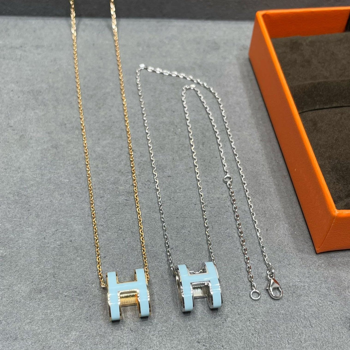 [OrnoraJewelry]POP H SKY BLUE NECKLACE