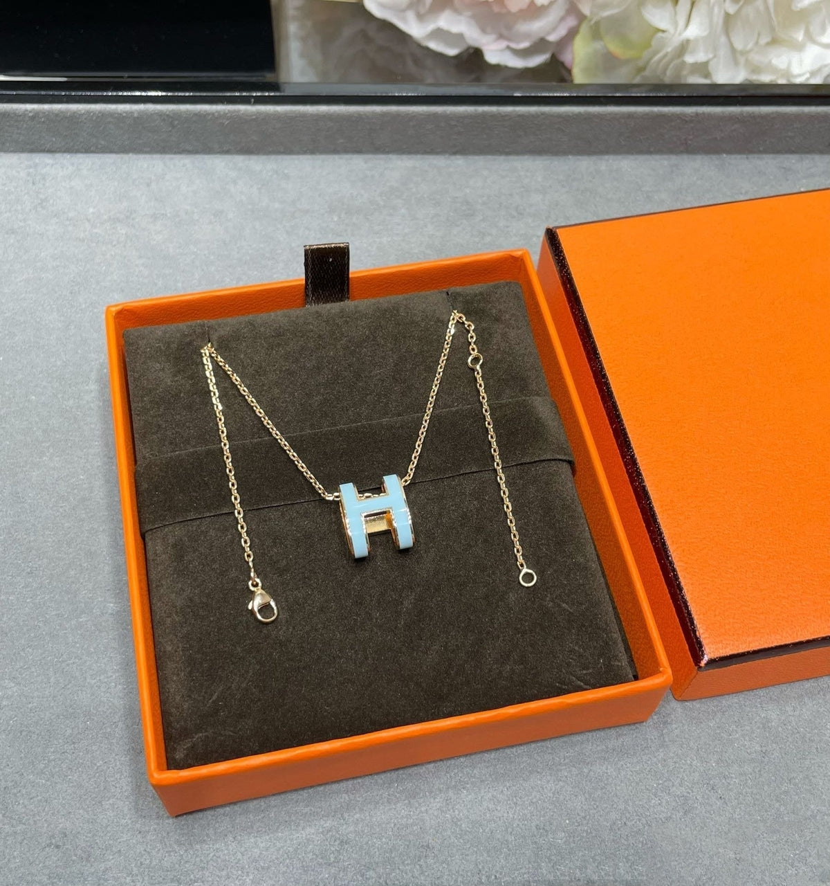 [OrnoraJewelry]POP H SKY BLUE NECKLACE