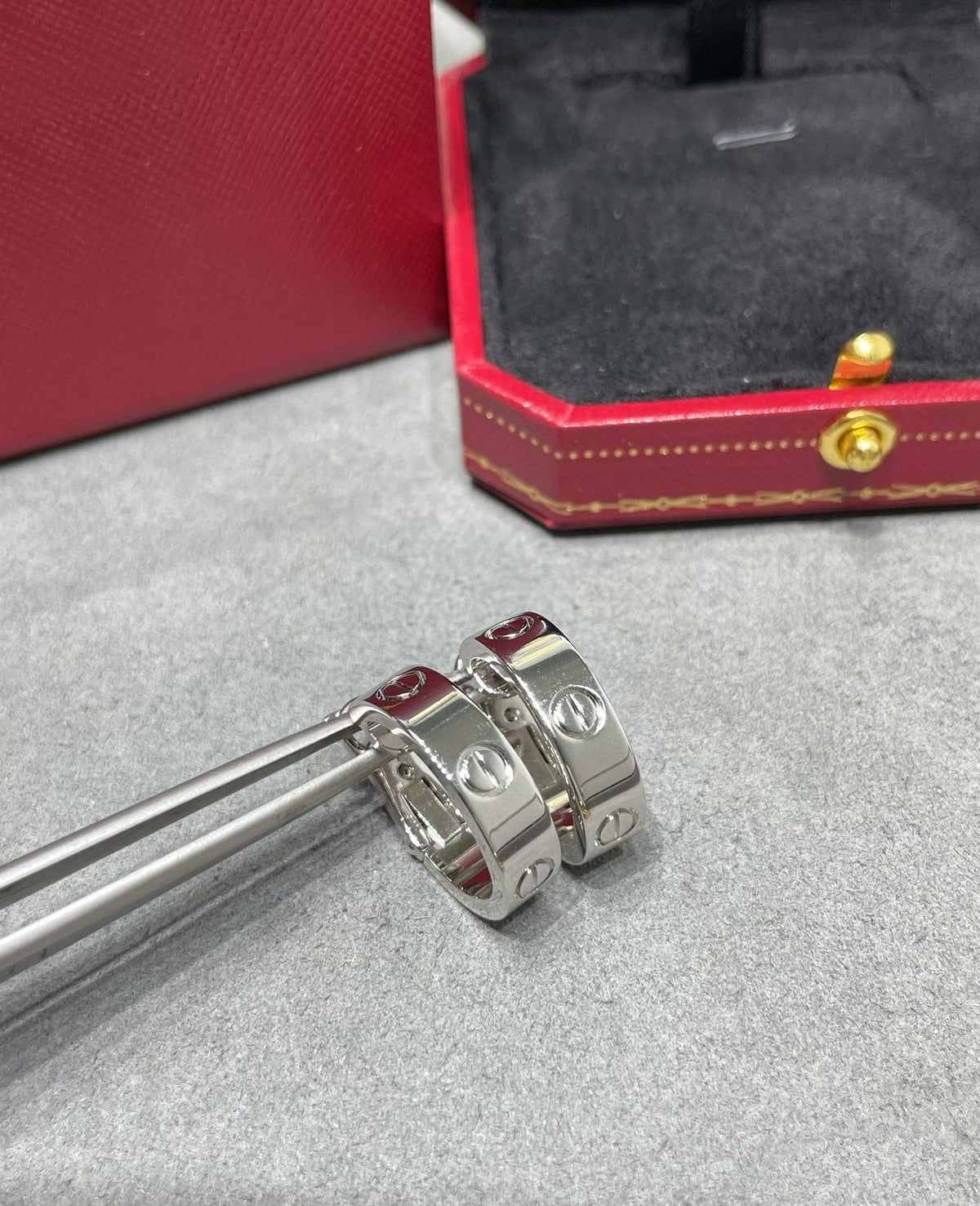 [OrnoraJewelry]LOVE 5.5MM EARRINGS