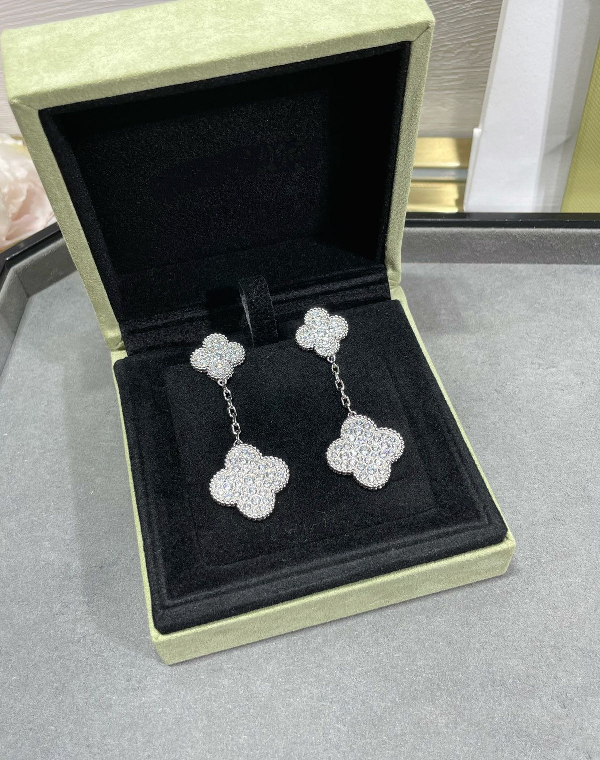 [OrnoraJewelry]CLOVER 2 MOTIFS DIAMOND PAVED SILVER EARRINGS
