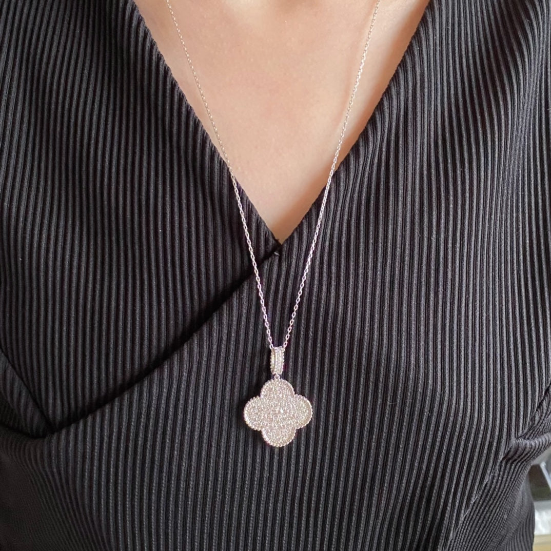 [OrnoraJewelry]CLOVER 25MM LARGE PEDANT DIAMOND PAVED LONG NECKLACE