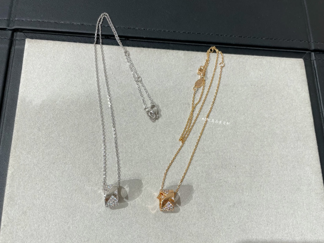 [OrnoraJewelry]LIENS EVIDENCE DIAMOND PAVED NECKLACE