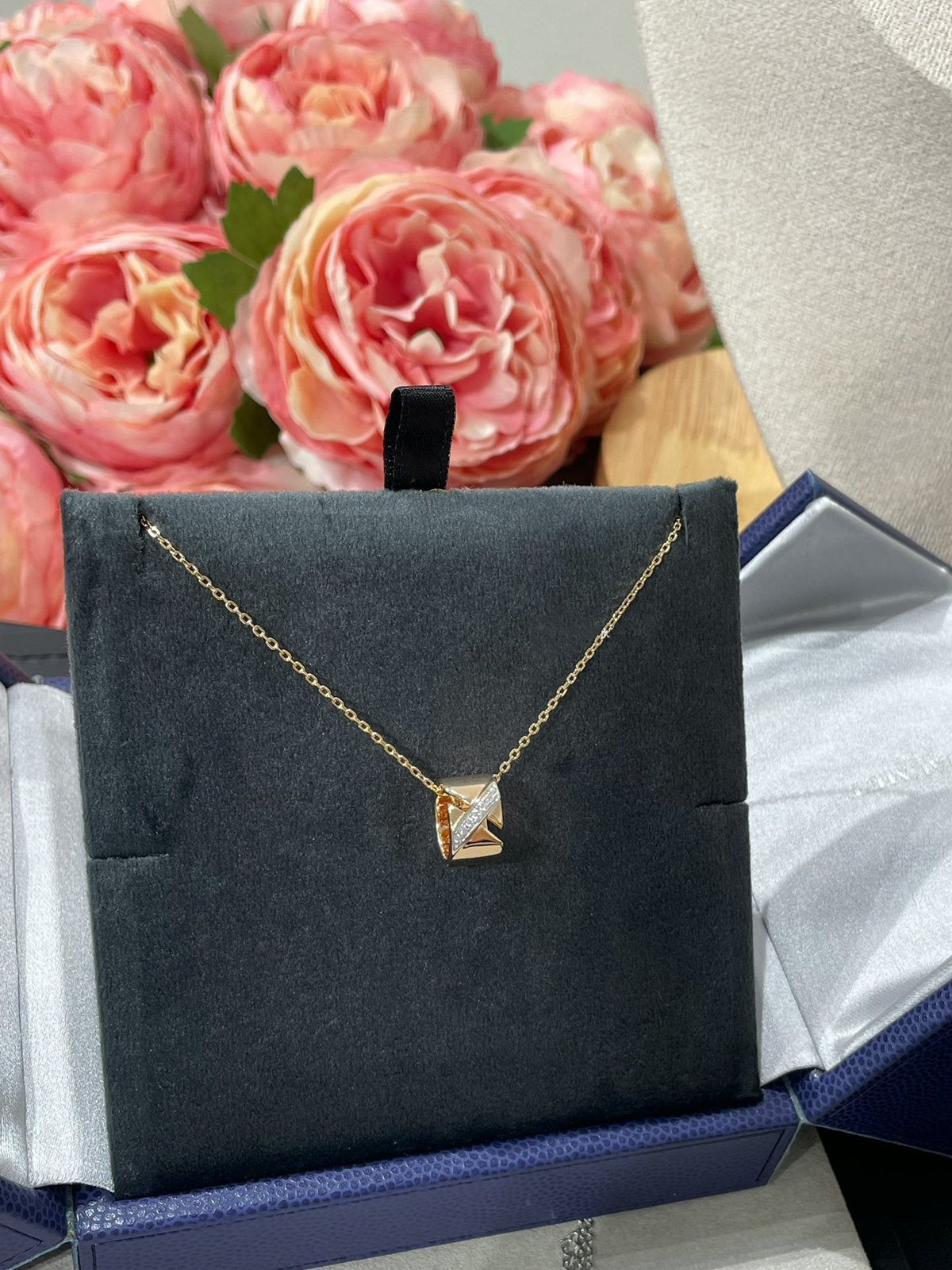 [OrnoraJewelry]LIENS EVIDENCE DIAMOND NECKLACE