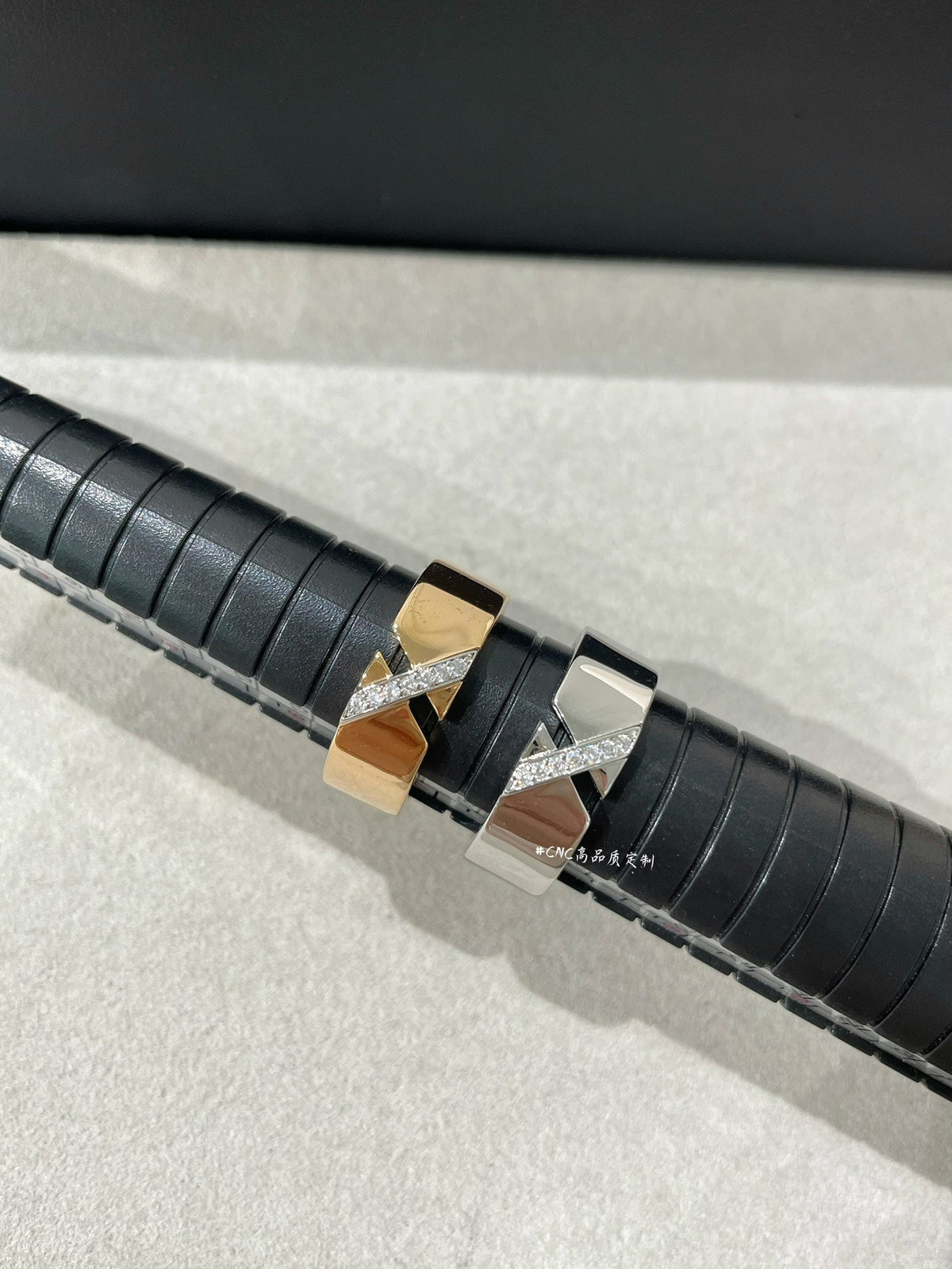 [OrnoraJewelry]LIENS EVIDENCE DIAOMOND RING