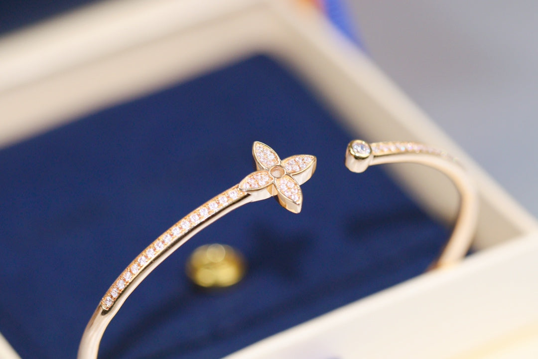 [OrnoraJewelry]IDYLLE PINK GOLD OPEN BRACELET DIAMOND PAVED