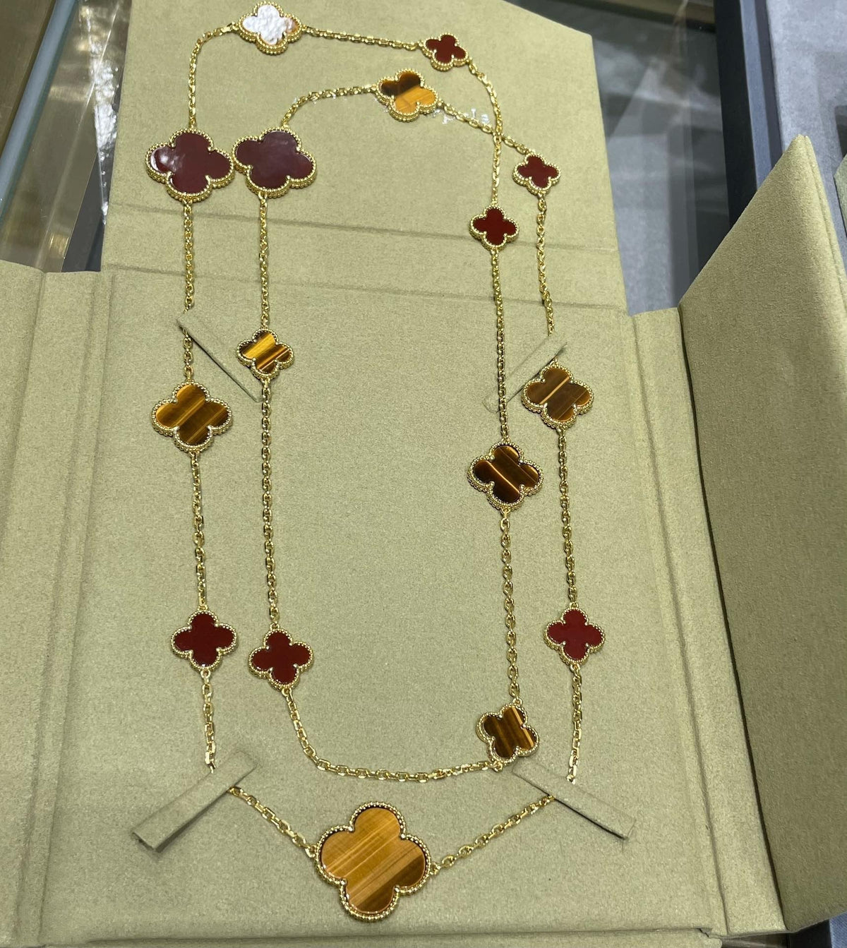 [OrnoraJewelry]CLOVER 16 MOTIF CARNELIAN TIGER EYE ROSE GOLD NECKLACE