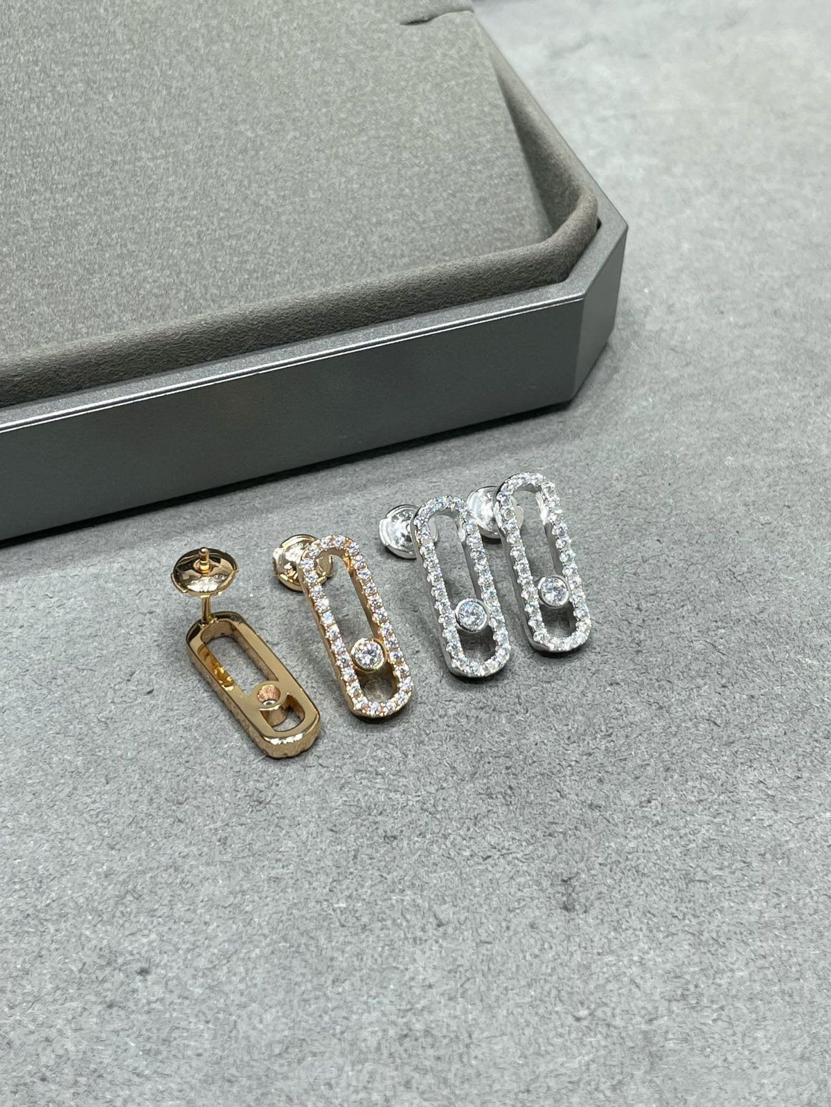 [OrnoraJewelry]MOVE UNO STUD DIAMOND PAVED EARRINGS