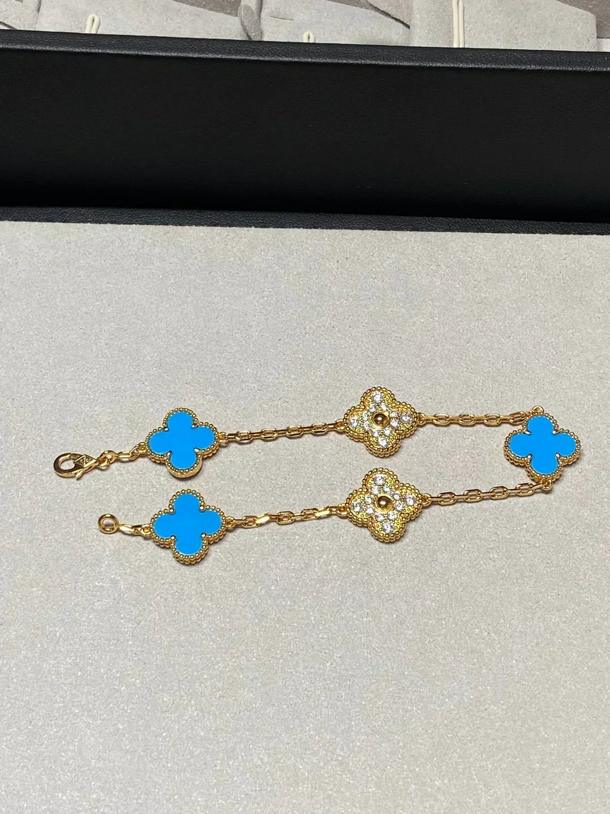[OrnoraJewelry] CLOVER 5 MOTIF BLUE AGATE BRACELET COLLECTION