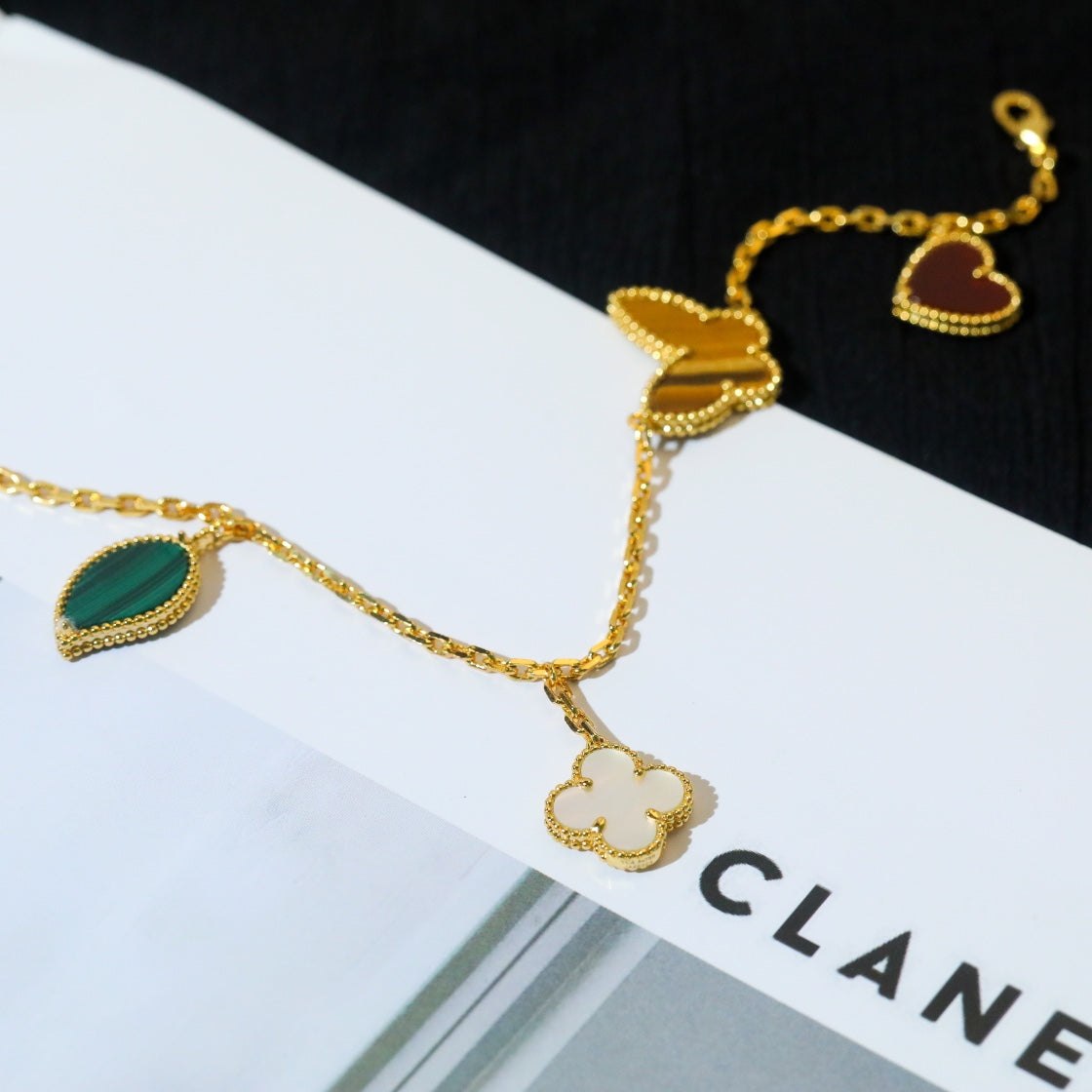[OrnoraJewelry]LUCKY SPRING 5 MOTIF GOLD BRACELET