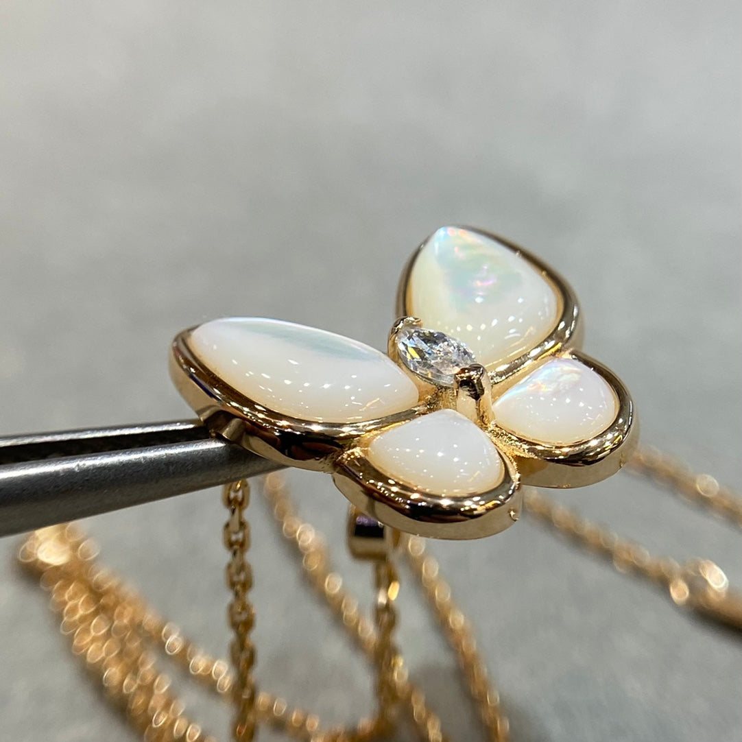 [OrnoraJewelry]BUTTERFLY MOP DIAMOND NECKLACE