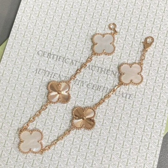 [OrnoraJewelry]CLOVER WHITE PEARL MOP 5 MOTIF BRACELET COLLECTION