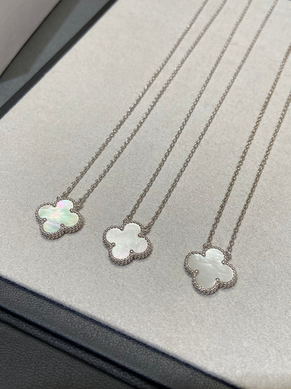 [OrnoraJewelry]CLOVER MEDIUM SILVER WHITE MOP NECKLACE