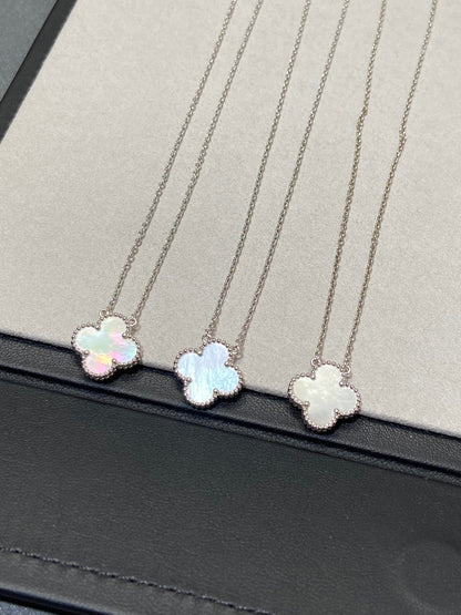 [OrnoraJewelry]CLOVER MEDIUM SILVER WHITE MOP NECKLACE