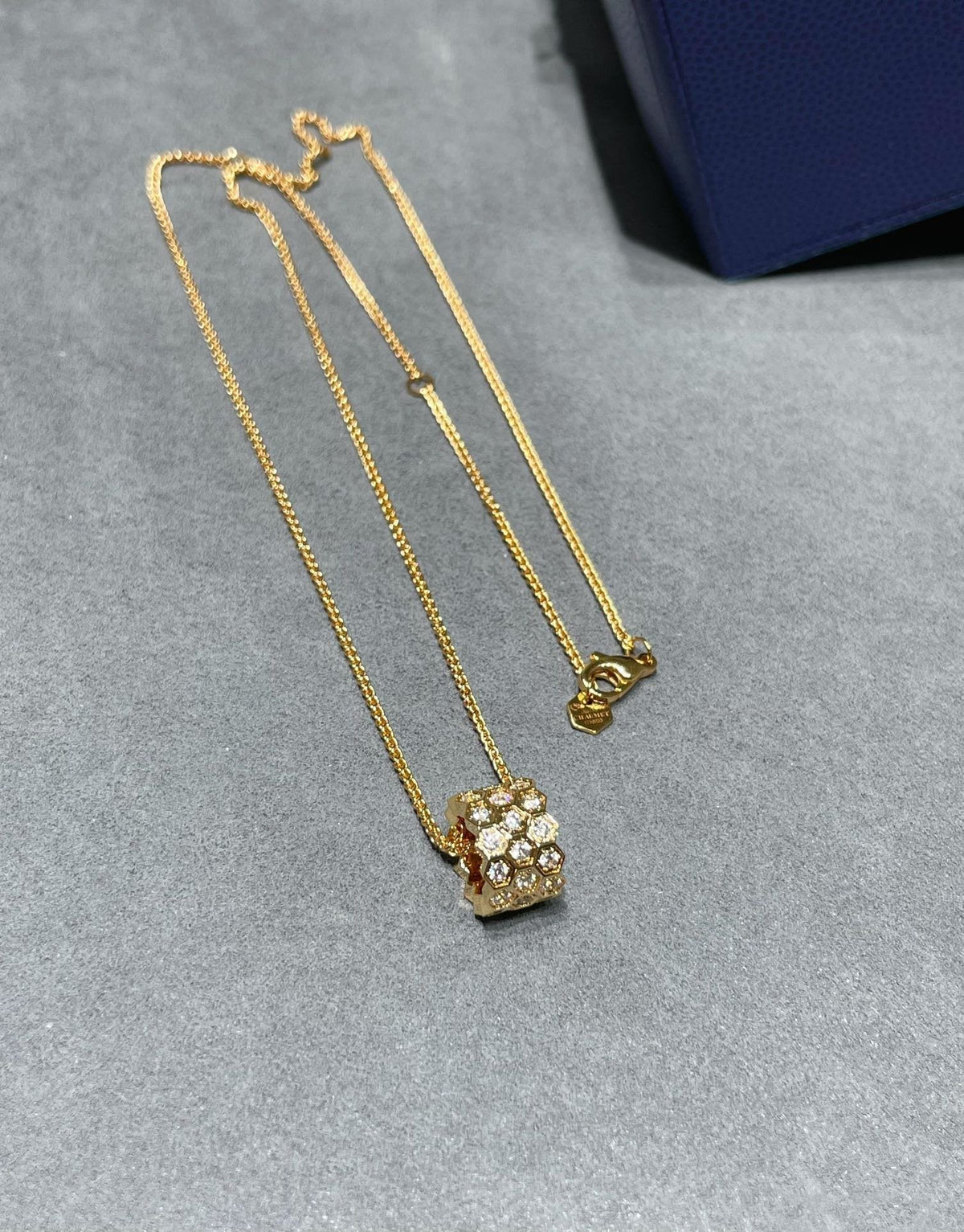 [OrnoraJewelry]BEE LOVE DIAMOND PAVED 3 ROW NECKLACE