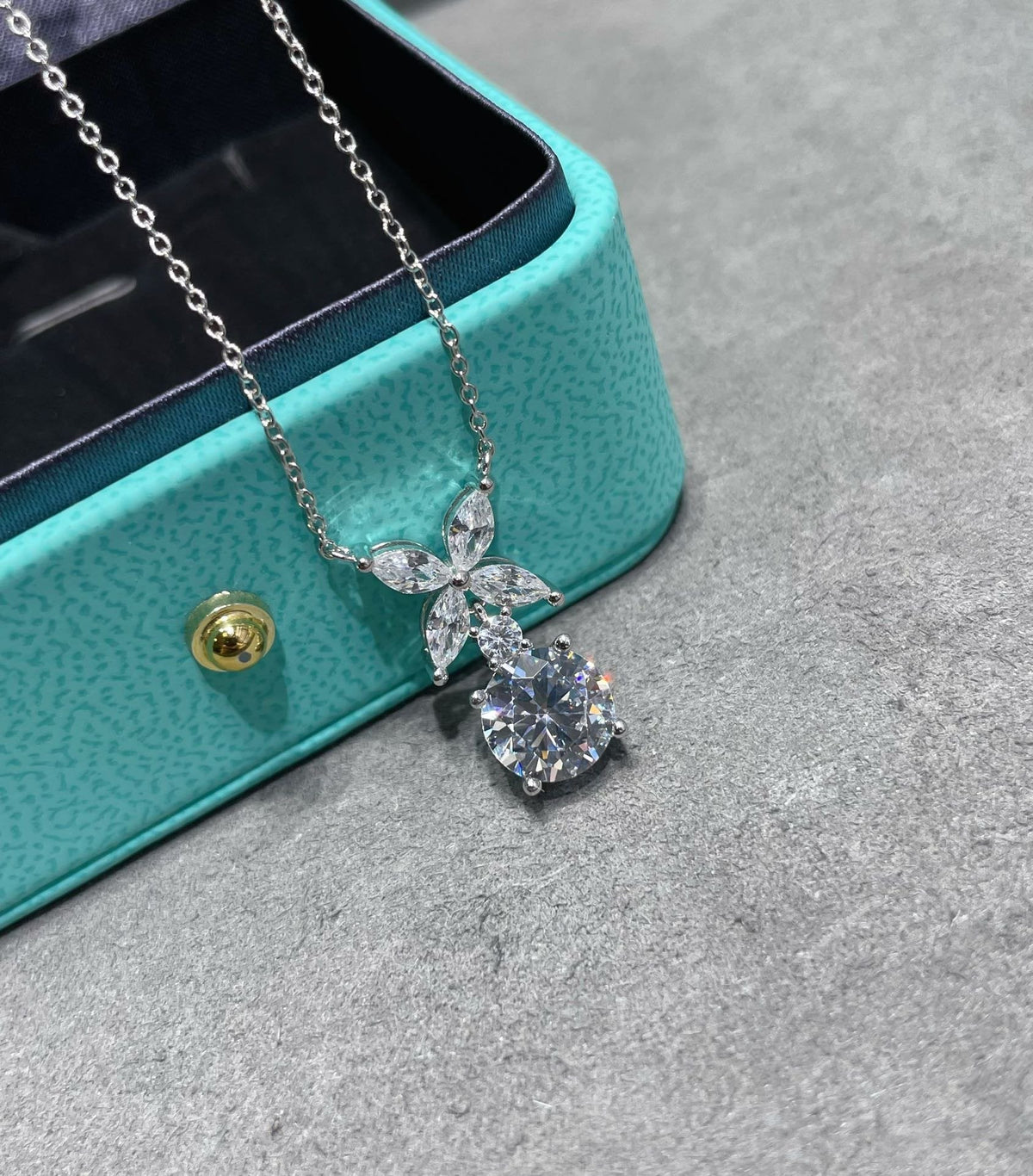 [Ornora Jewelry]VICTORIA PENDANT SILVER DIAMOND NECKLACE