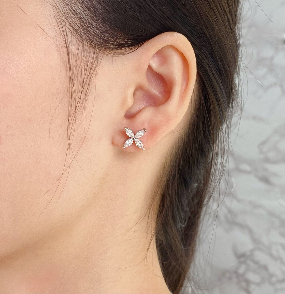 [Ornora Jewelry]VICTORIA SILVER DIAMOND STUD MINI EARRINGS