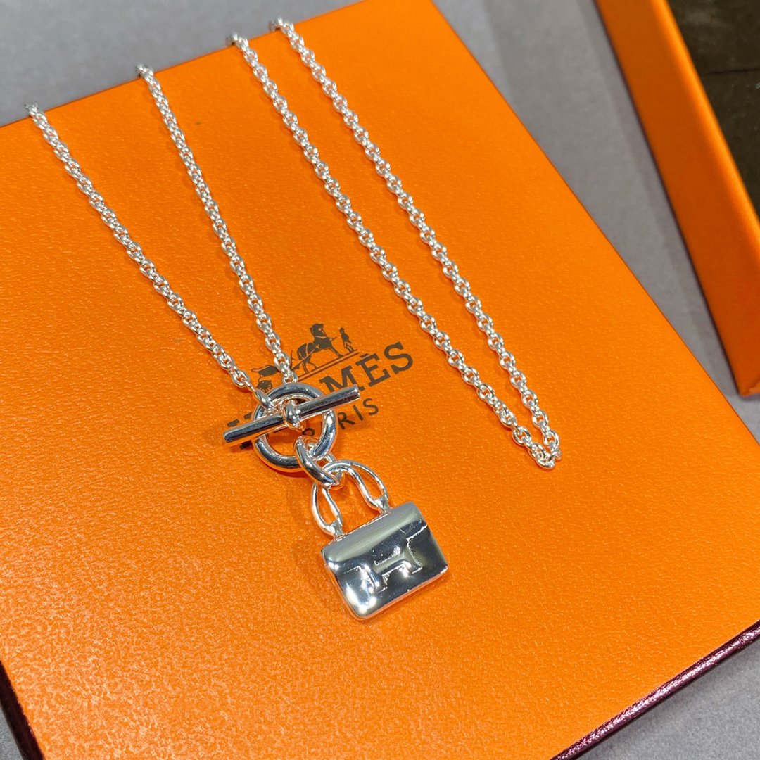 [OrnoraJewelry]CONSTANCE PEDANT SILVER NECKLACE