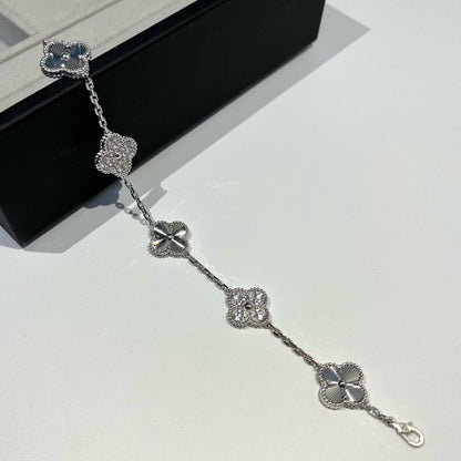[OrnoraJewelry] CLOVER 5 MOTIF LASER BRACELET COLLECTION