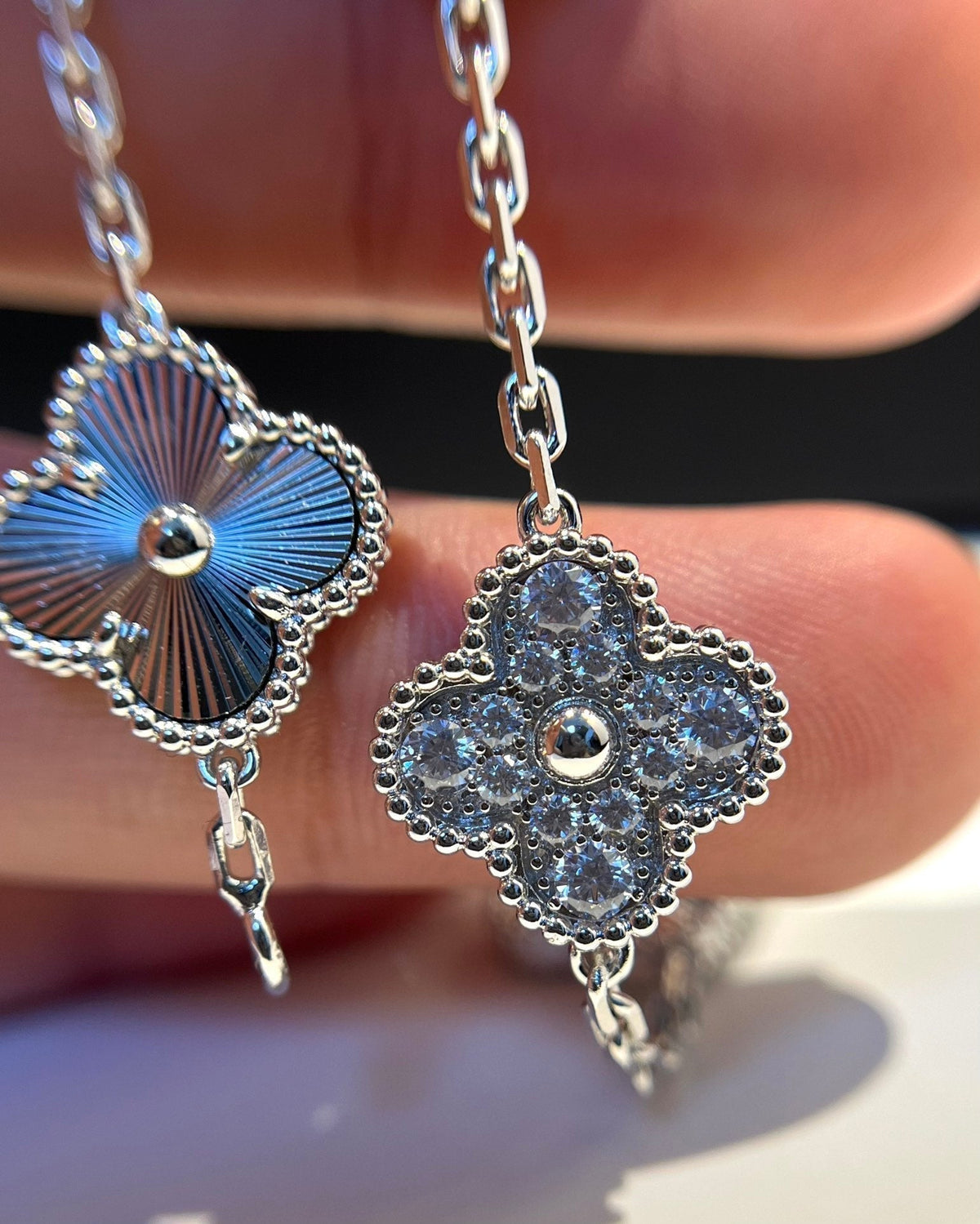[OrnoraJewelry] CLOVER 5 MOTIF LASER BRACELET COLLECTION