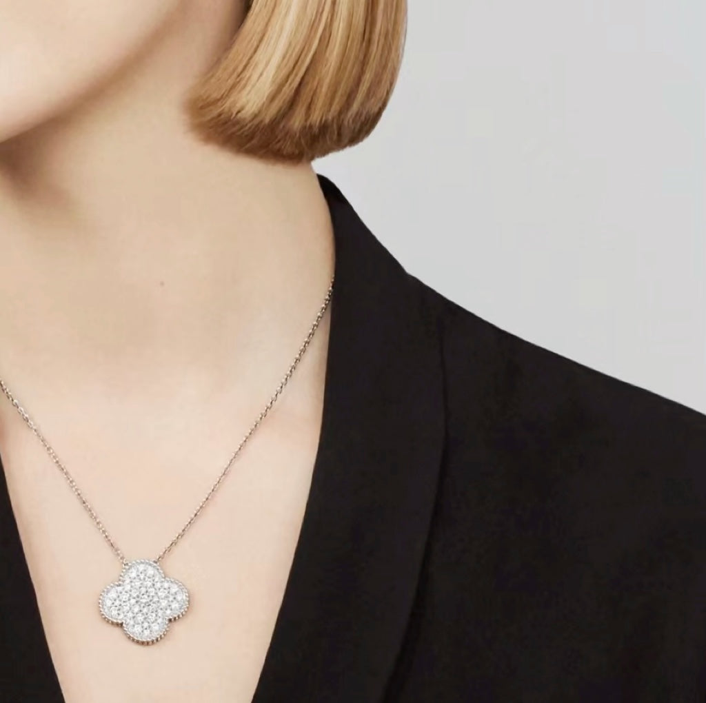 [OrnoraJewelry]CLOVER 25MM LARGE PENDANT DIAMOND PAVED SILVER NECKLACE