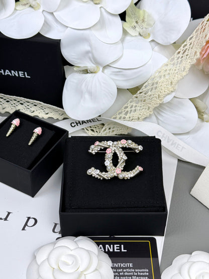 [OrnoraJewelry]26C Pink-White Enamel Ice Cream Cone Double C Brooch