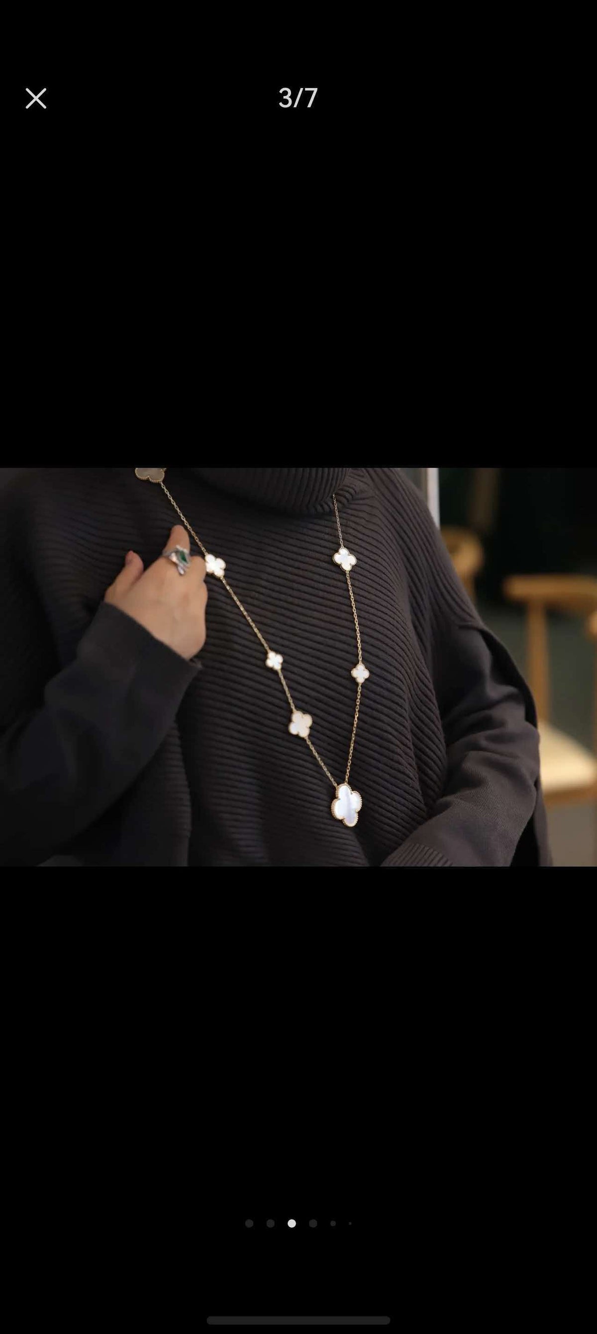 [OrnoraJewelry]White Mother-of-Pearl Clover 11-Motif Necklace