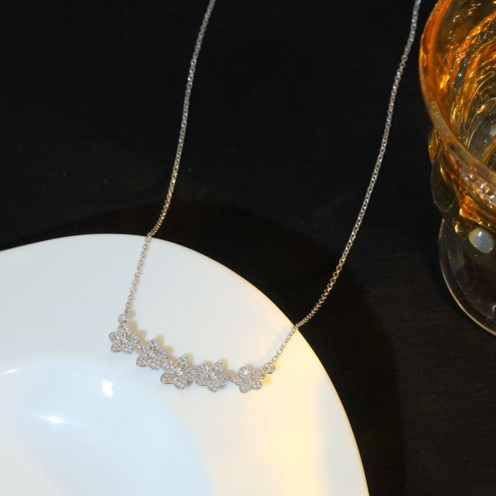 [Ornora Jewelry]]wild flower diamond line pendant