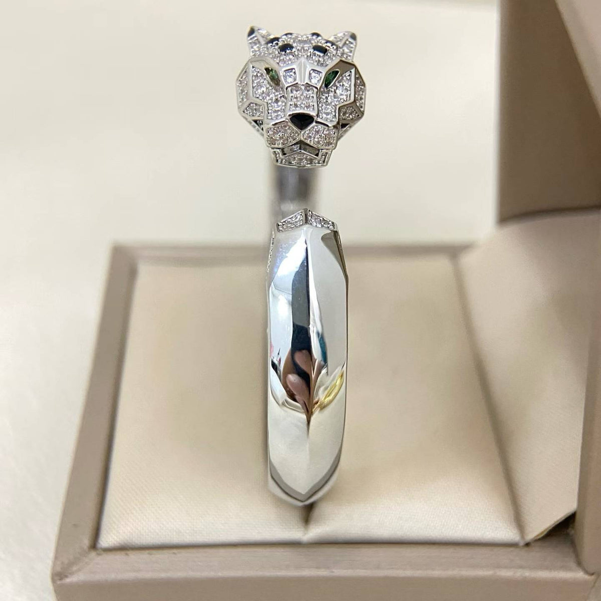 [Ornora Jewelry]DIAMOND MACHINE LEOPARD BRACELET