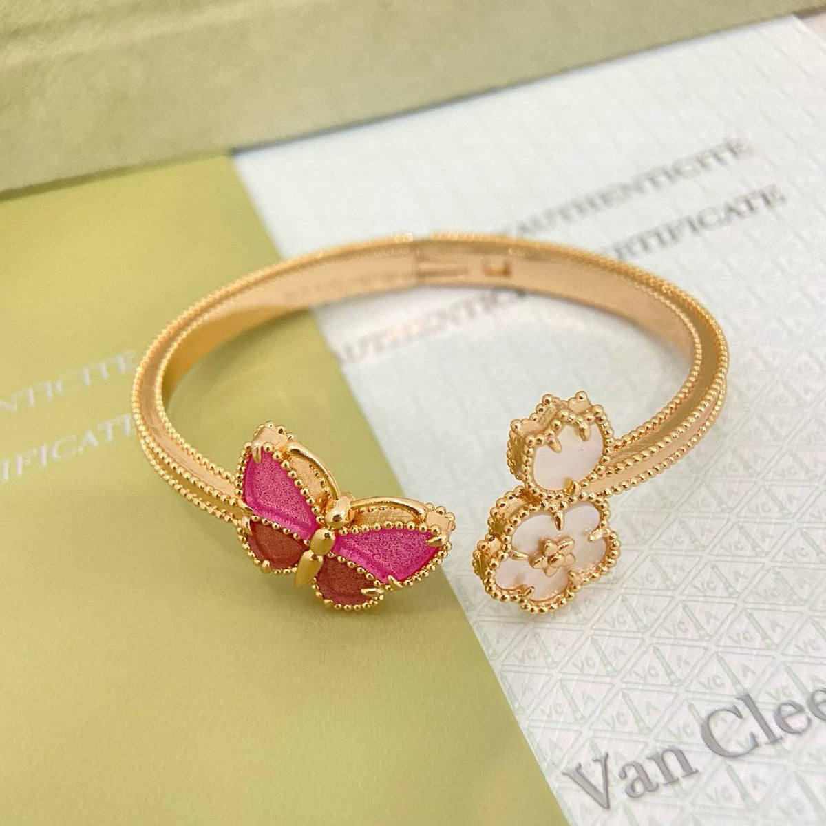 [Ornora Jewelry]ROSE QUARTZ THREE‑IN‑ONE BUTTERFLY BRACELET