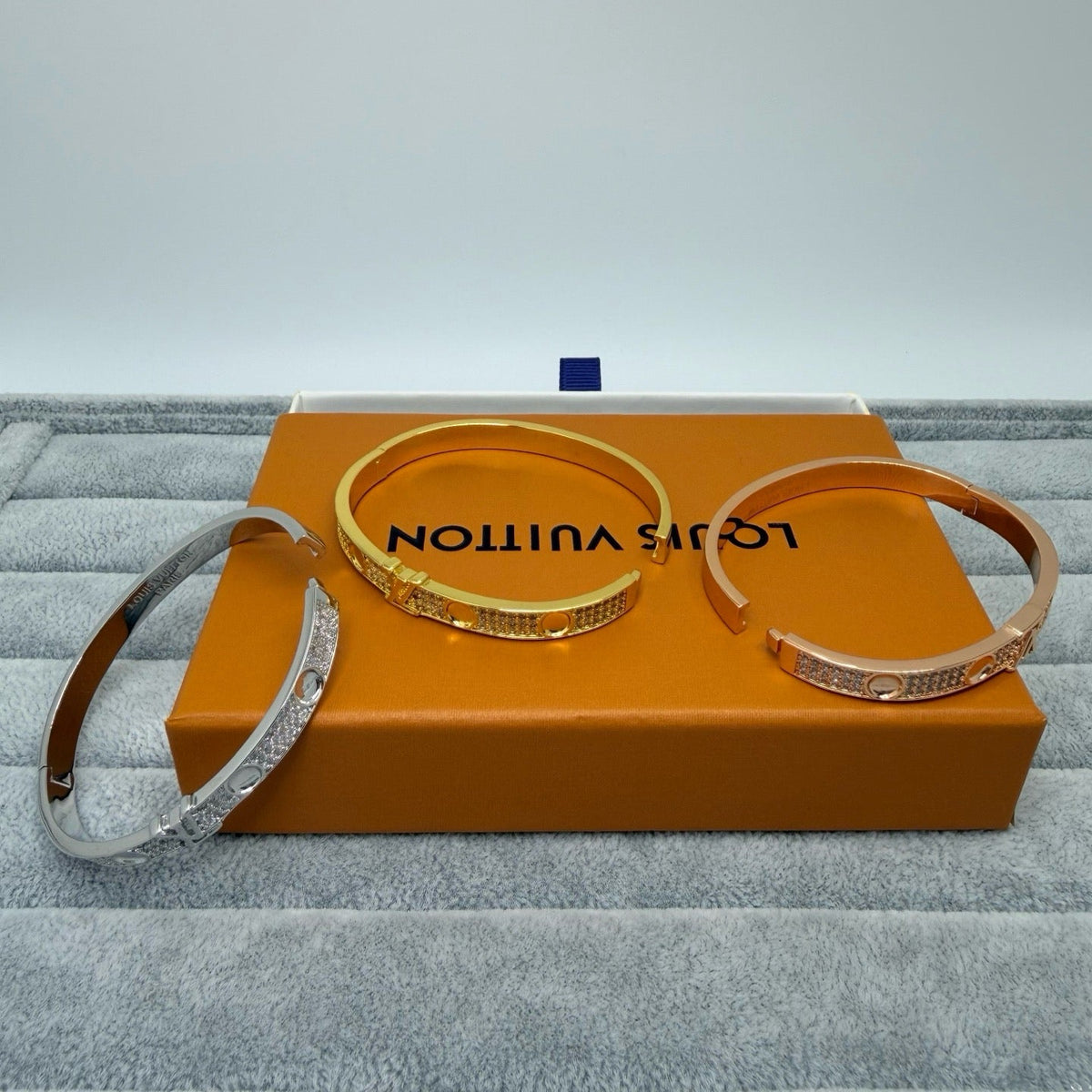 [OrnoraJewelry]PAVE DIAMOND BANGLE