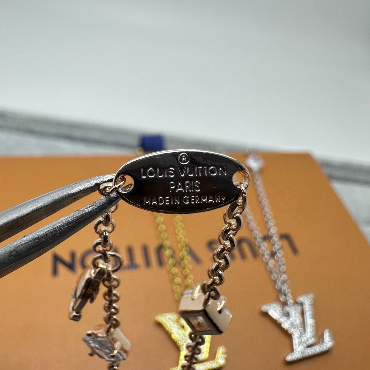 [OrnoraJewelry]FULL DIAMOND LETTER NECKLACE