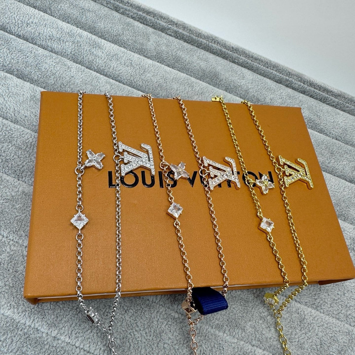 [OrnoraJewelry]FULL DIAMOND LETTER NECKLACE