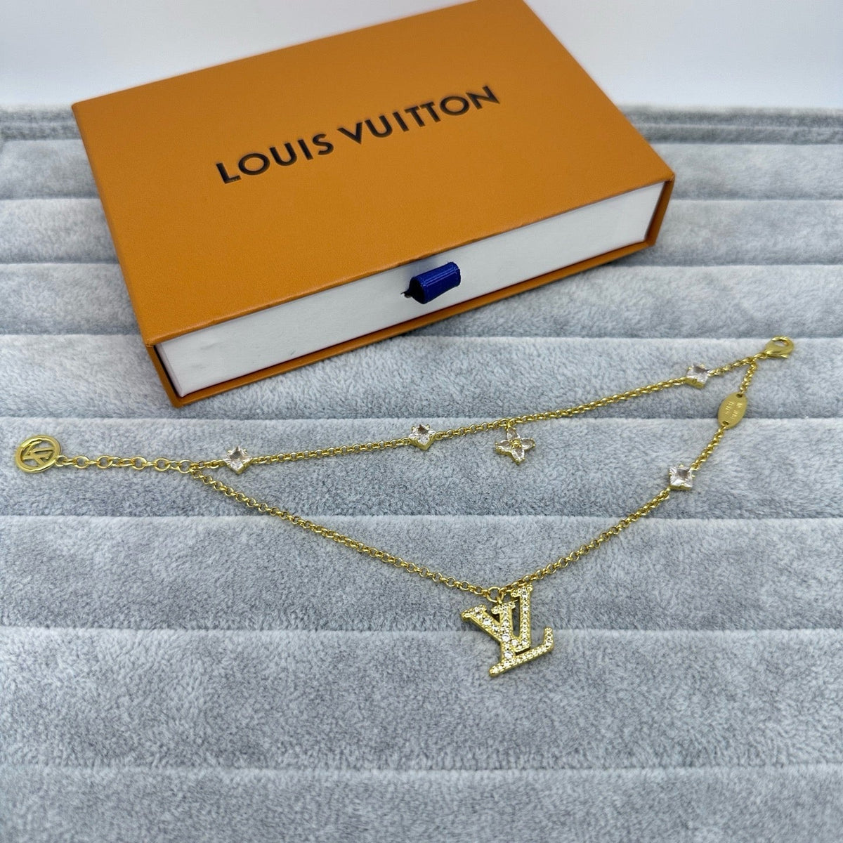 [OrnoraJewelry]FULL DIAMOND LETTER NECKLACE