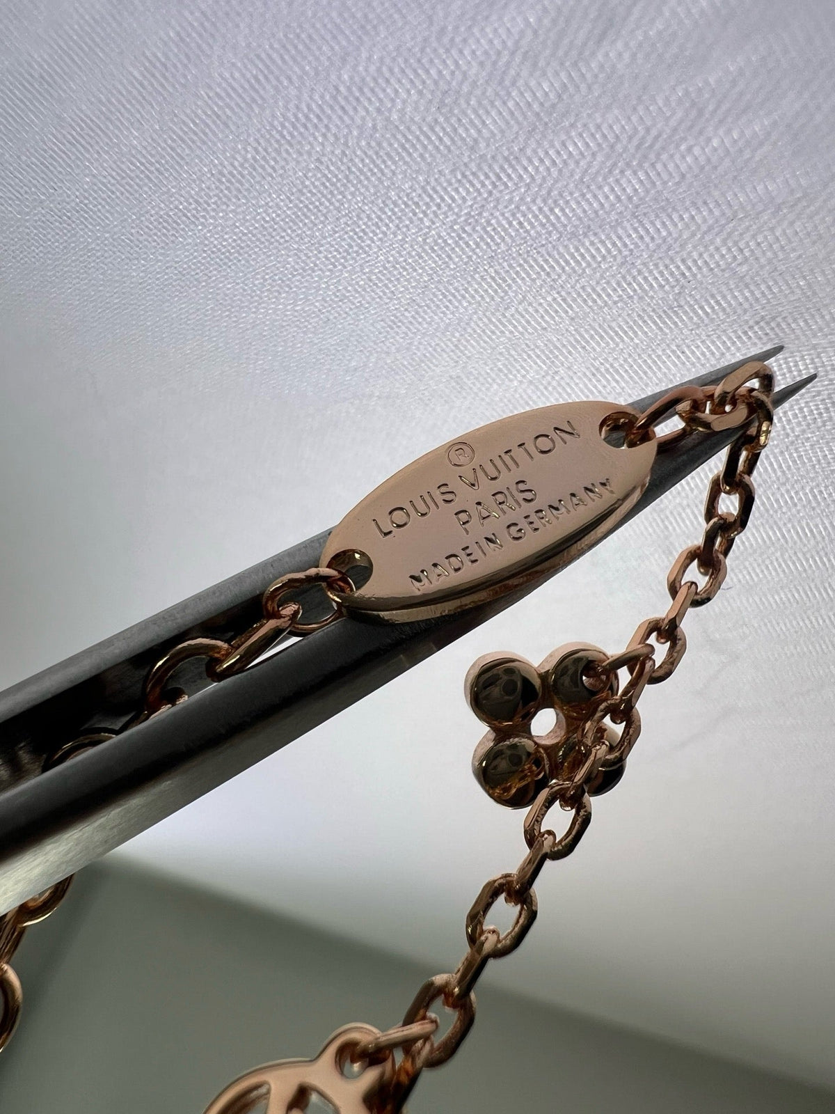 [OrnoraJewelry]SMOOTH MULTI FLOWER BRACELET