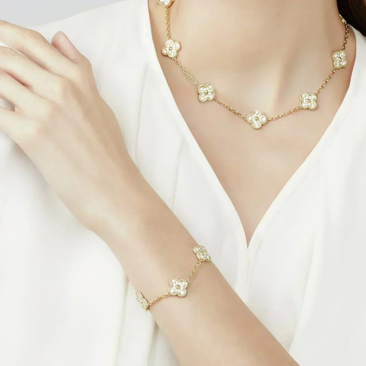 [Ornora Jewelry] CLOVER 5 MOTIF FULL DIAMOND BRACELET COLLECTION