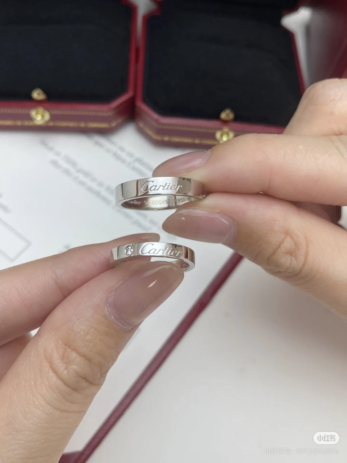 [OrnoraJewelry]Silver-Tone Signature Ring Without Diamonds