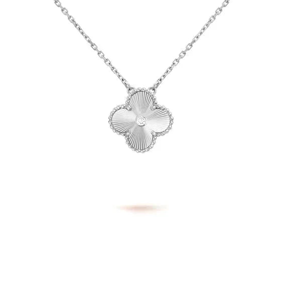 [OrnoraJewelry]CLOVER  15MM DIAMOND LASER NECKLACE SILVER