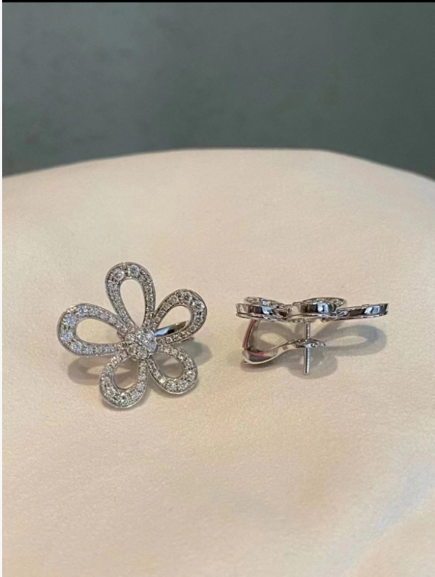 [OrnoraJewelry]Flowerlace Diamond Pavé Earrings