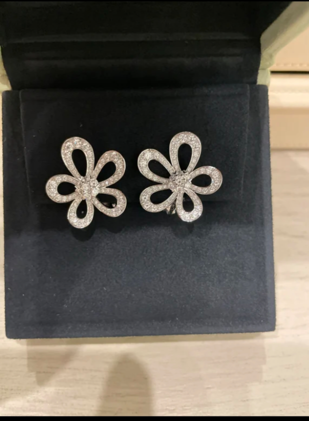 [OrnoraJewelry]Flowerlace Diamond Pavé Earrings
