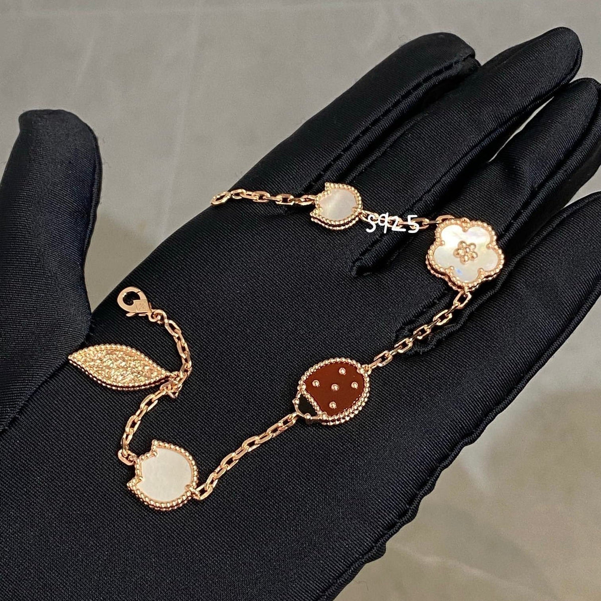 [OrnoraJewelry]LUCKY SPRING 5 MOTIF BRACELET