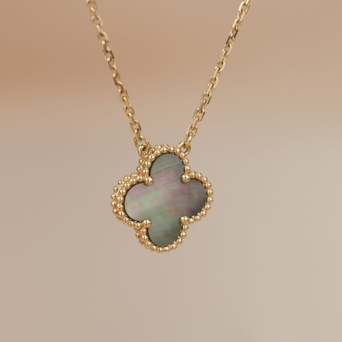 [OrnoraJewelry]CLOVER 15MM  GRAY MOTHER OF PEARL NECKLACE